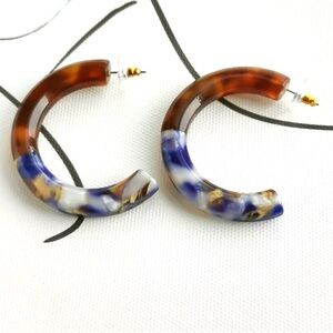 Lele Sadoughi Hoop Earrings. NWT